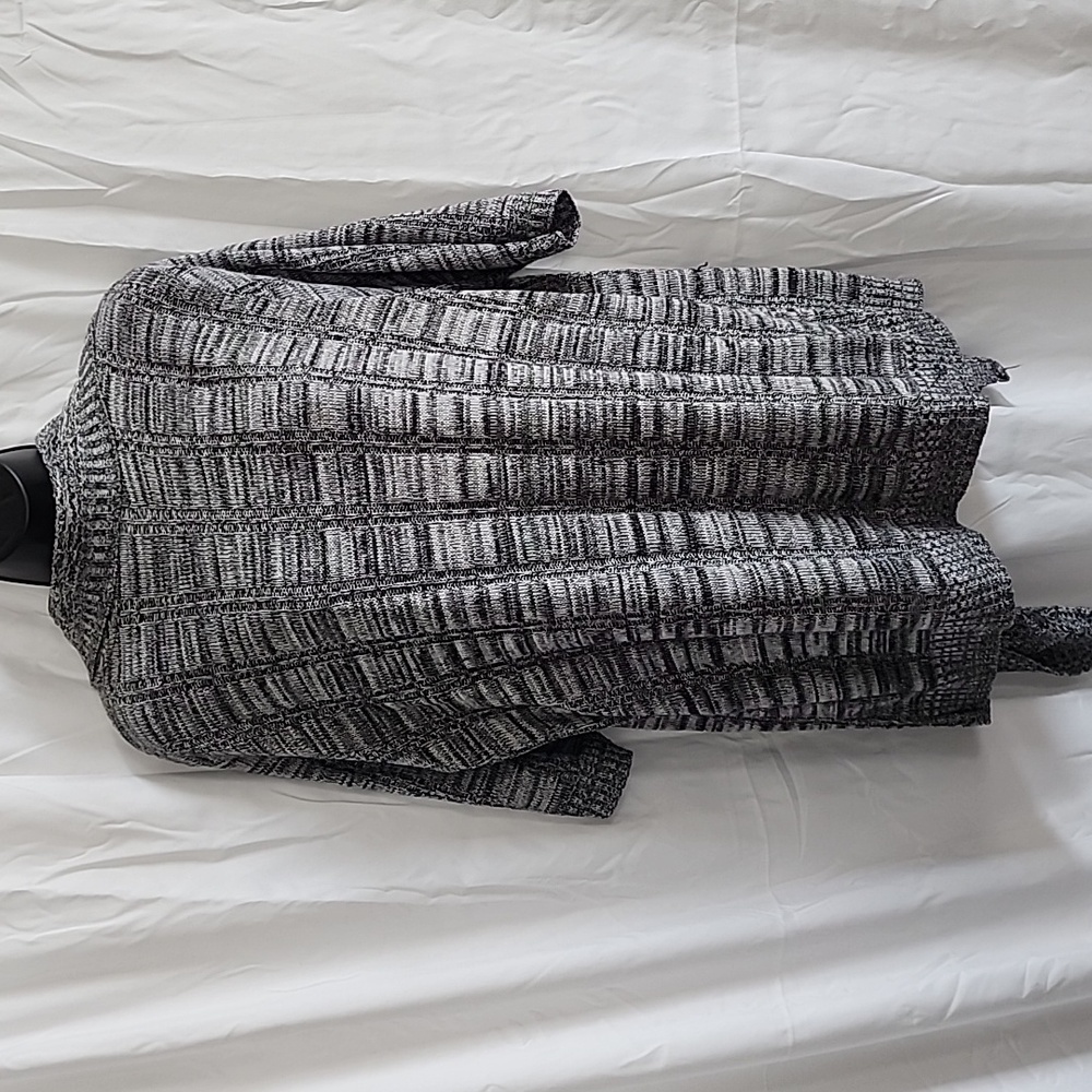 Long Cardigan/Cover - Picture 4 of 4